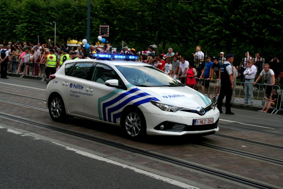 Fête nationale belge à Bruxelles le 21 juillet 2016 - Véhicule de la police belge 17