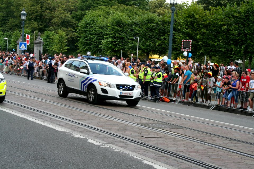 Fête nationale belge à Bruxelles le 21 juillet 2016 - Véhicule de la police belge 20