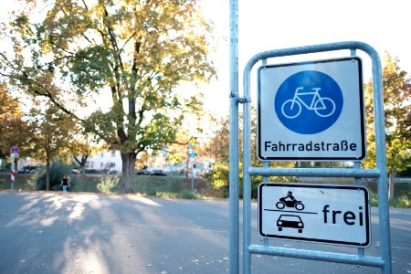 Fahrradstrasse-1