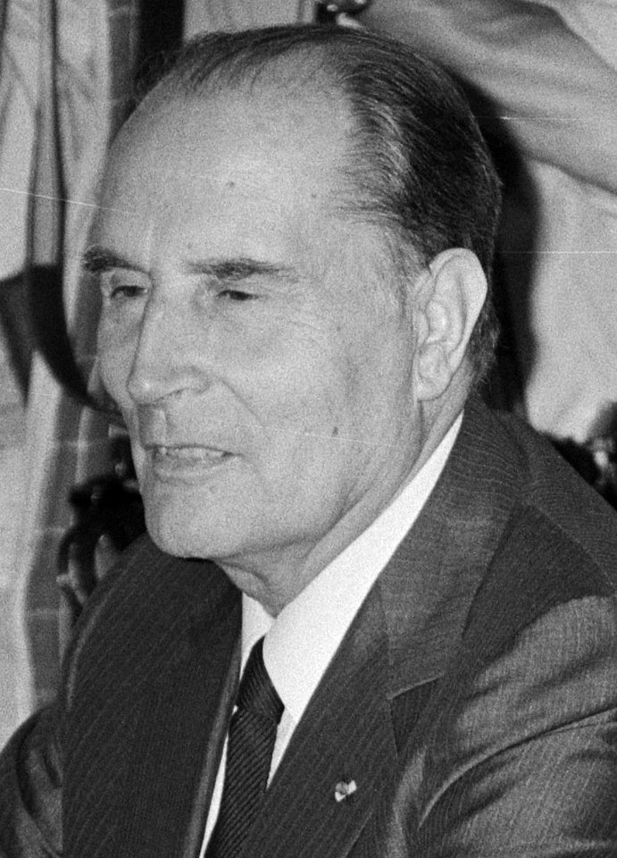 F. Mitterrand 1986 (cropped)