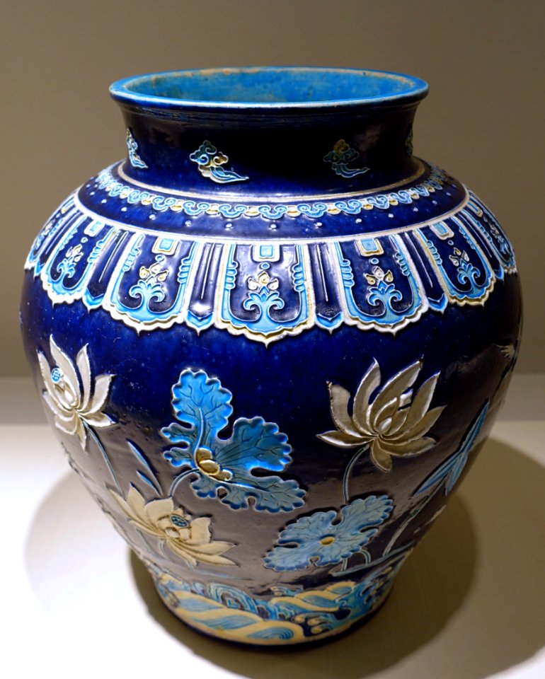 Fahua jar with lotus pond and heron design, China, Jingdezhen kiln, Ming dynasty, 15th century AD, color glazes within borders - Matsuoka Museum of Art - Tokyo, Japan - DSC07278
