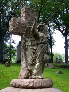 F. Marguerite Fuller Monument, Allegheny Cemetery, 2015-05-16, 01