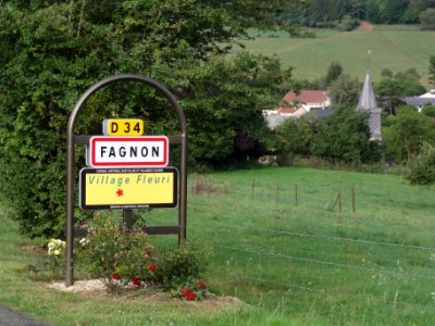 Fagnon (Ardennes) city limit sign