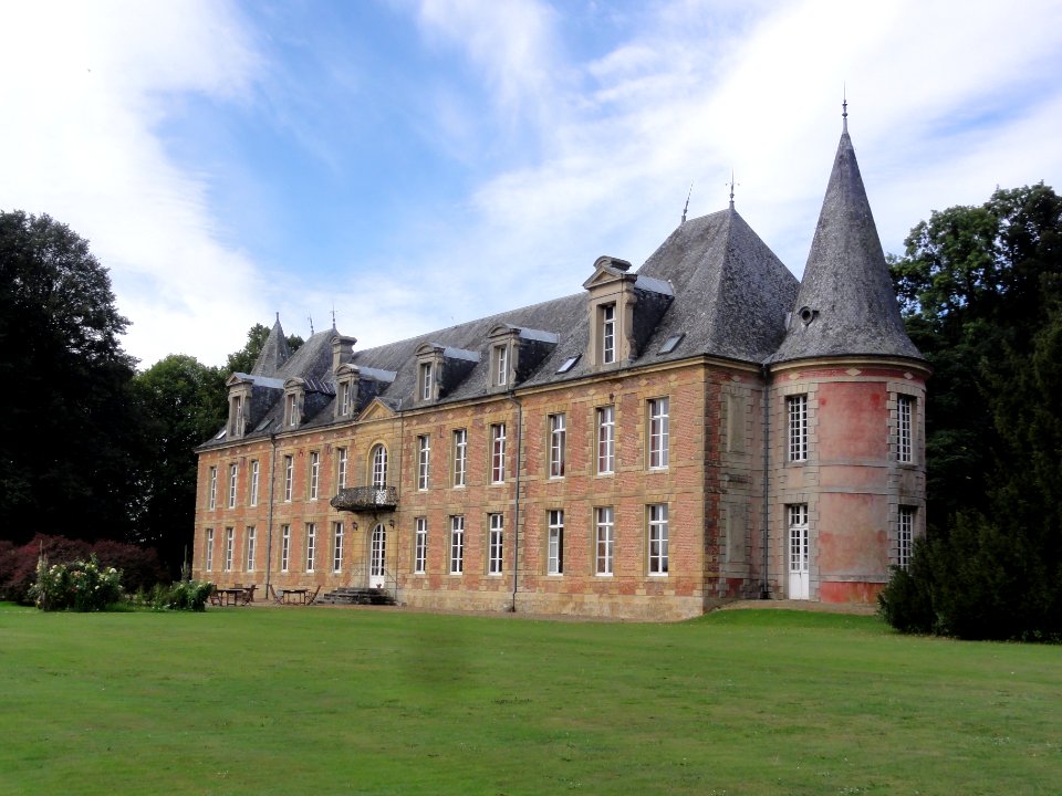 Fagnon (Ardennes) Abbaye Notre-Dame de Sept-Fontaines (2)