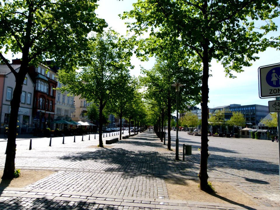 Fahrradweg auf dem Grossflecken Neumünster