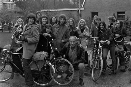 Fadrhonc met schoolkinderen, Bestanddeelnr 926-4262