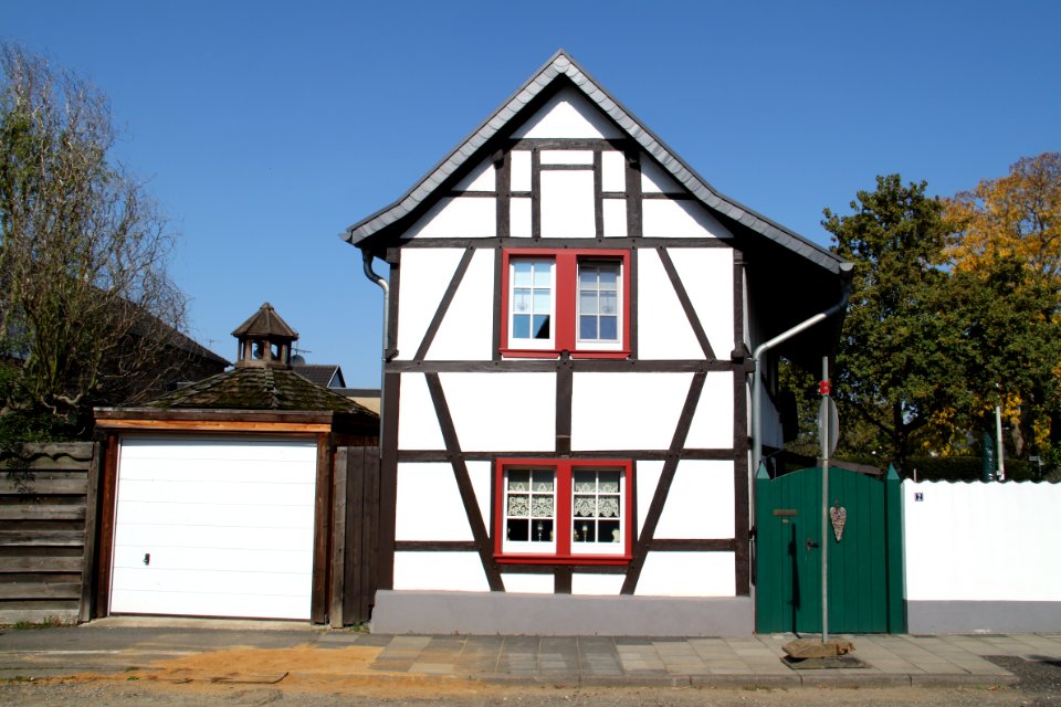 Fachwerkhaus, Meckenheim Lüftelberg, Petrusstraße 2