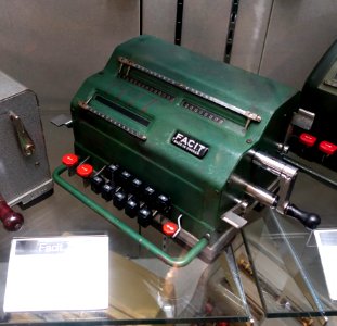 Facit TK calculator - Ridai Museum of Modern Science, Tokyo - DSC07629