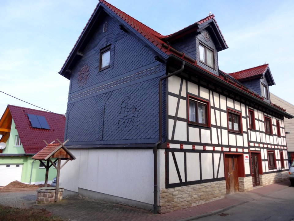 Fachwerkhaus mit Wappen in Felchta