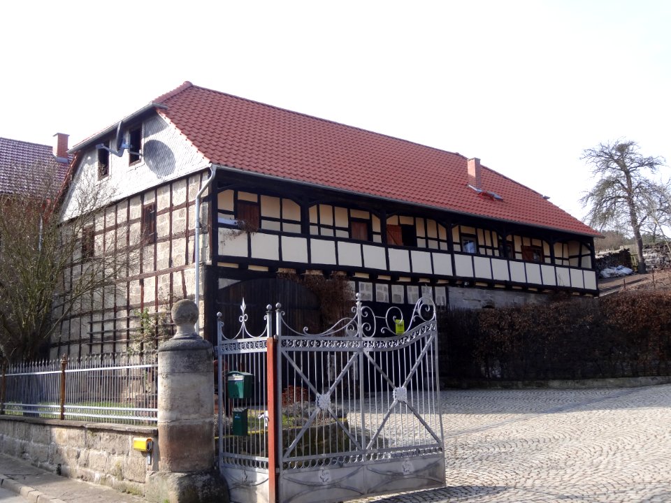 Fachwerkhaus mit Laubengang in Zeigerheim
