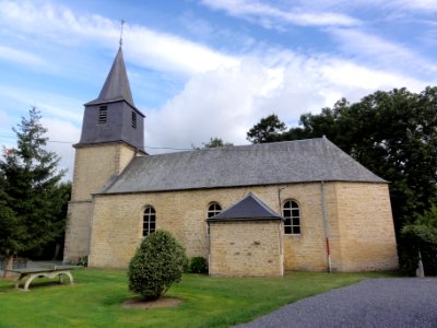 Fagnon (Ardennes) église, vue latérale
