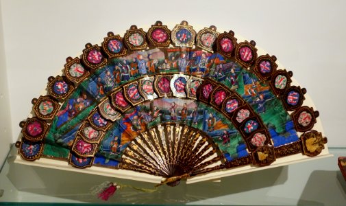 Fan, unidentified - Museo Nacional de Artes Decorativas - Madrid, Spain - DSC08356