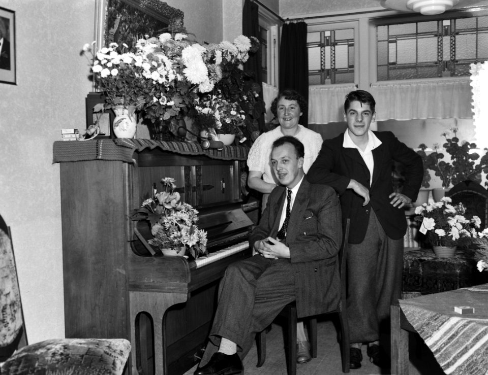 Familie Herzog Lakeyweg Den Haag, Bestanddeelnr 905-3887