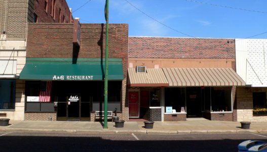 Falls City, Nebraska 1616-1618 Stone 1