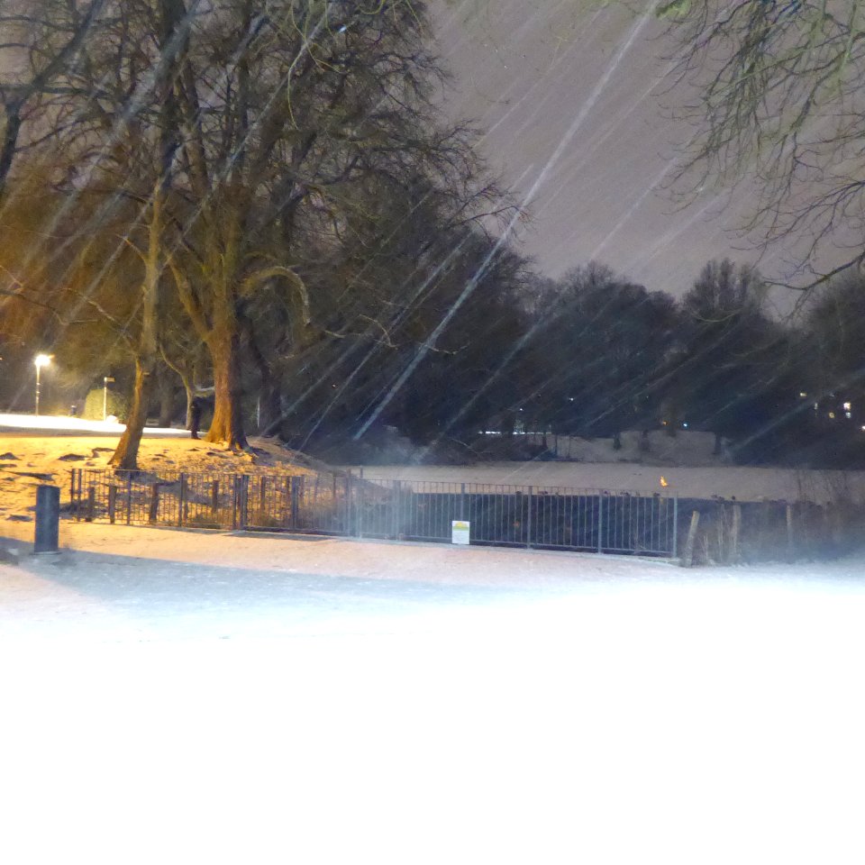 Fallender Schnee Streifenmuster