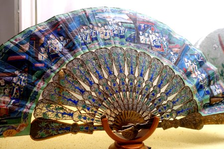 Fan, Chinese, early 1600s, view 2 - Fan Room, Alcázar of Seville, Spain - DSC07300