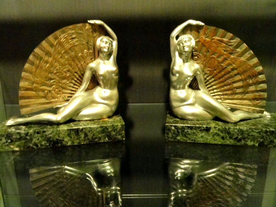 Fan dancer bookends, Paris, 1920s - Royal Ontario Museum - DSC09528