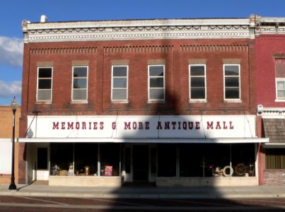 Fairbury, Nebraska 409-411 D Street