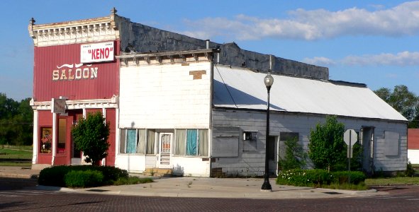 Fairbury, Nebraska 321-325 D Street