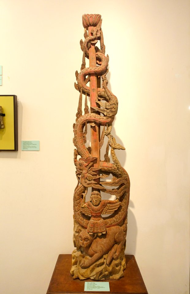 Fairy riding on a dragon, Loc Du Communale house, Ha Tay province, 17th century AD, wood - Vietnam National Museum of Fine Arts - Hanoi, Vietnam - DSC04896