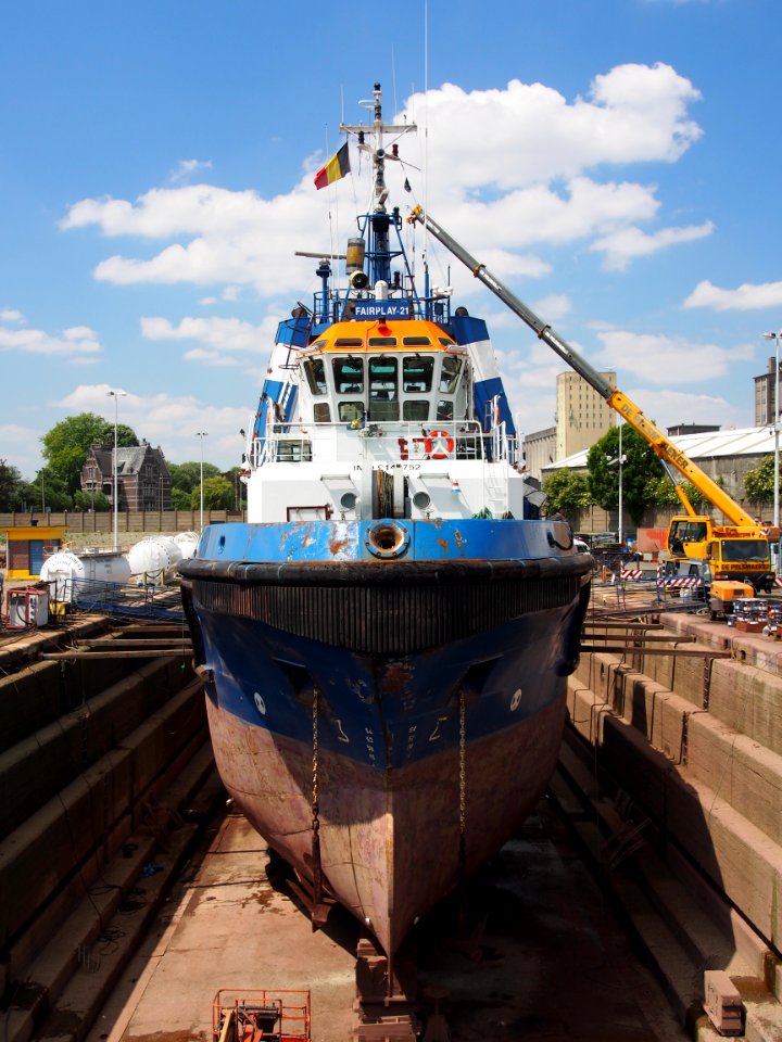 Fairplay-21 IMO 9148752, Call Sign PFBY in drydock Port of Antwerp, Belgium, pic1