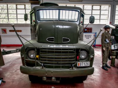 F6 Ford Marmon Herrington 4x4 COE (Cab Over Engine) 3ton, Gunfire museum, Brasschaat pic 2 photo