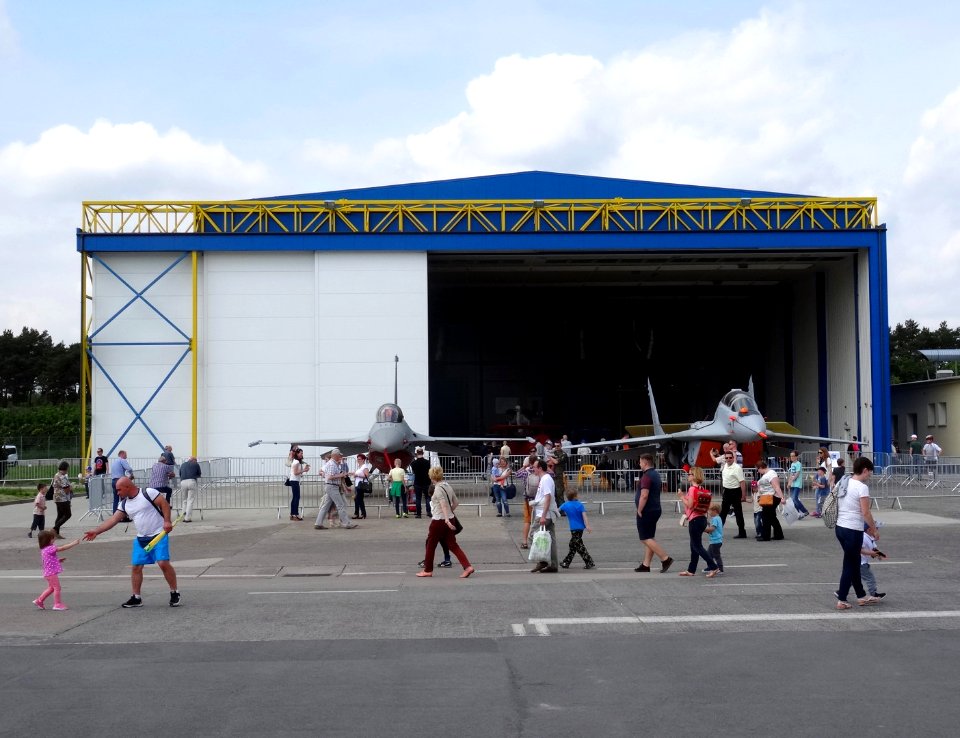 F-16 & MiG-29 - Bdg Air Fair 59 5-2016