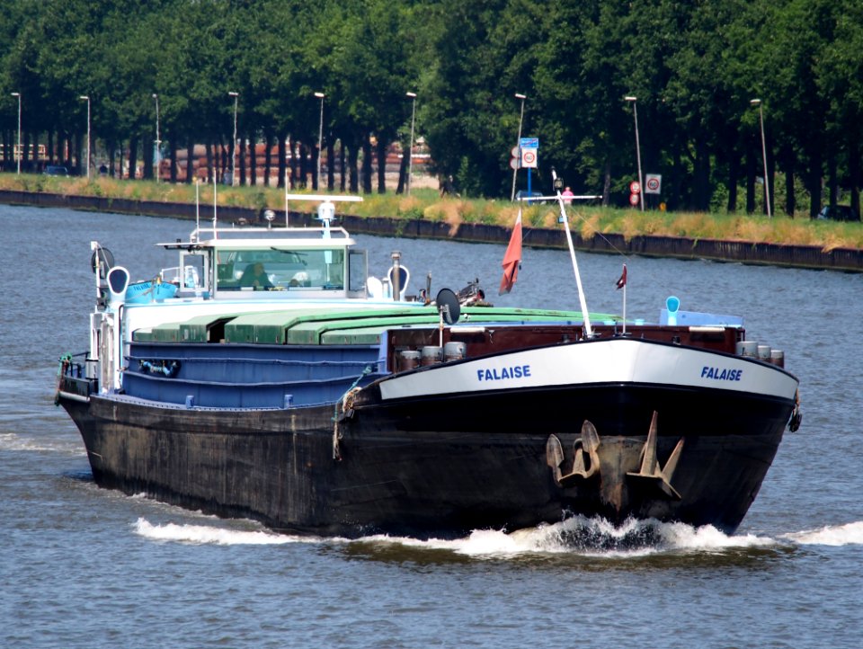 Falaise - ENI 02315041, Amsterdam-Rijnkanaal pic1