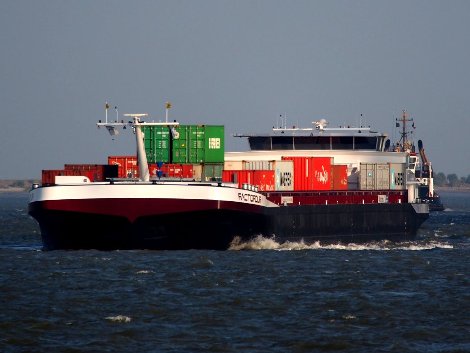 Factofour - ENI 02330686, Zandvlietsluis, Port of Antwerp pic2