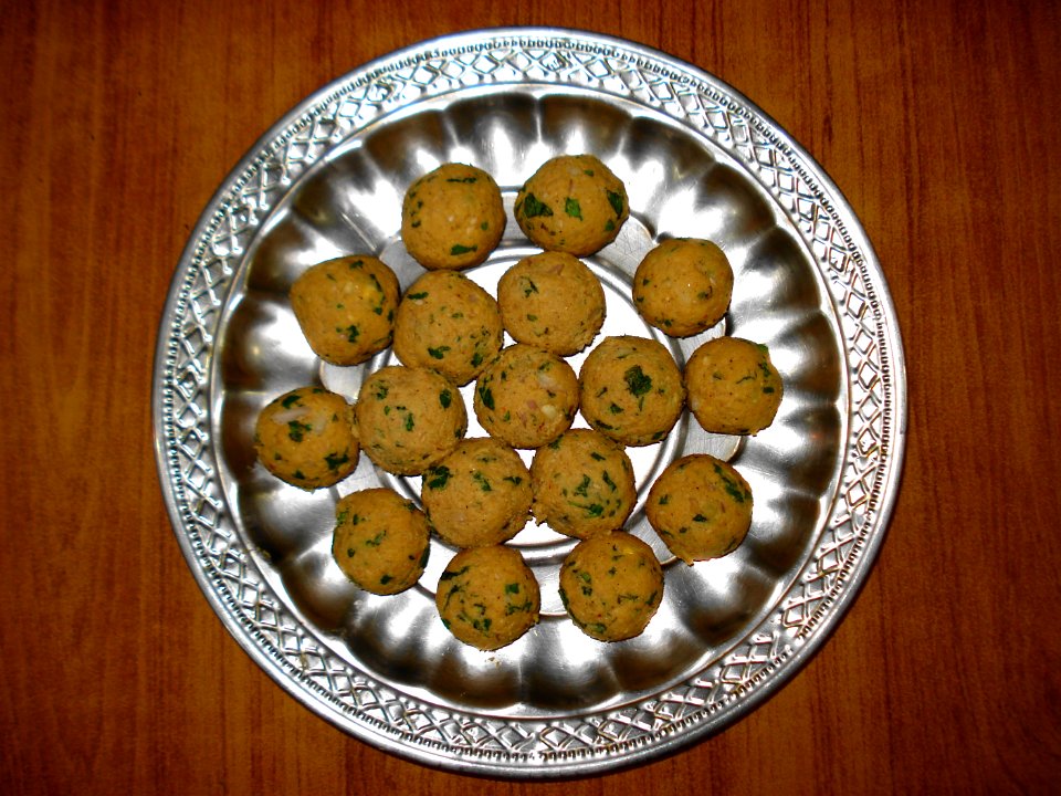Falafel before frying