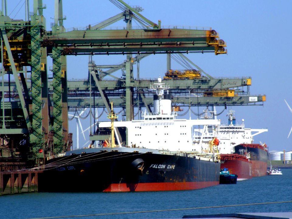 Falcon Cape - IMO 8914257 - Callsign HO3363 - p1, Mississippi harbour, Port of Rotterdam, Holland 04-Aug-2007