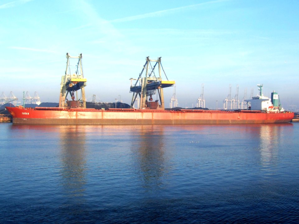Faith N - IMO 8618425 - Callsign H9MS - photo2, Mississippi harbour, Port of Rotterdam, Holland 21-Dec-2007