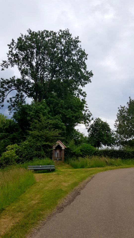 Epen-Plaatweg kapelletje (2)