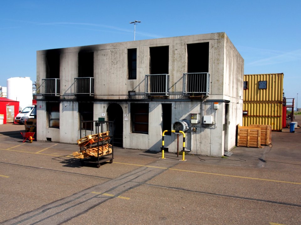 Falck fire fighting, Port of Rotterdam pic1