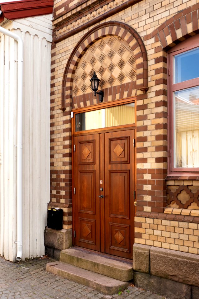 Entrance at Gamla Strandgatan 7 B, Gamlestan, Lysekil