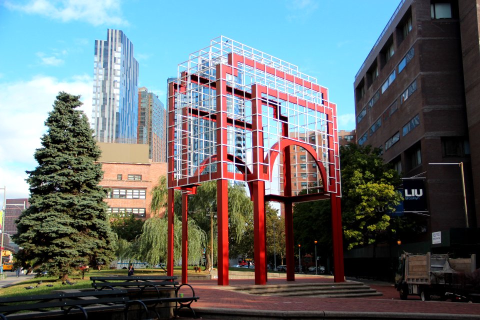 Entrance arch, LIU Brooklyn, Sept 2017