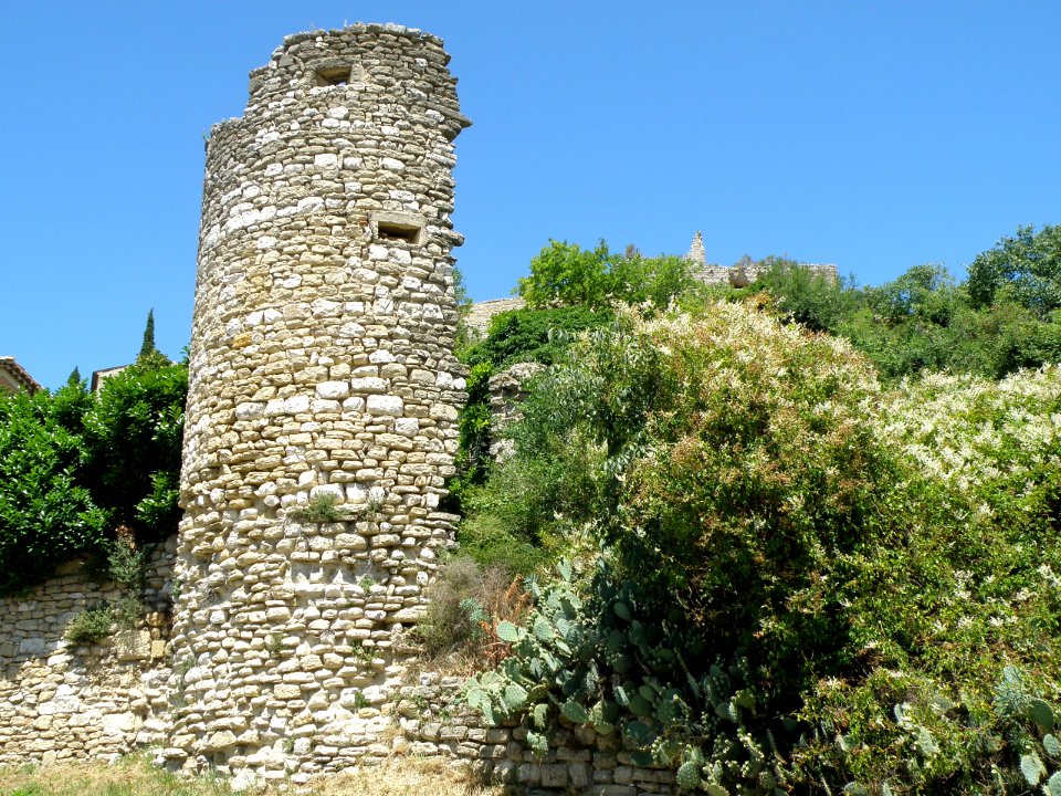 Entrechaux Château 15