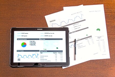 Desk manager tablet diagrams photo