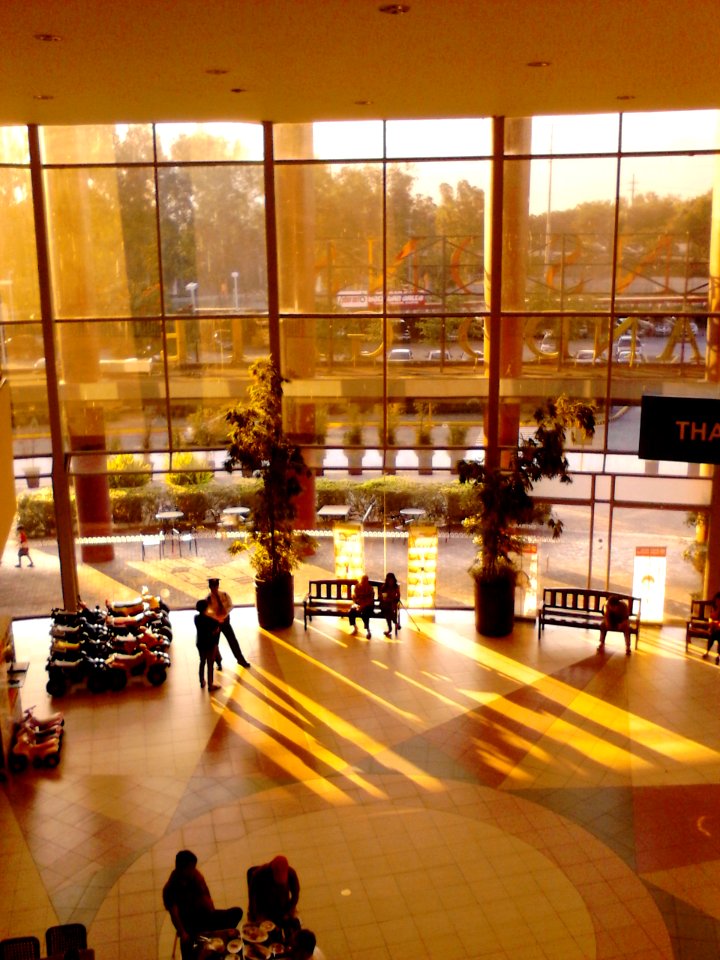 Entrance to the Robinsons Starmills Mall in the City of San Fernando, Pampanga