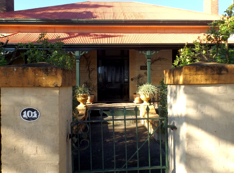 Entrance Craigerne