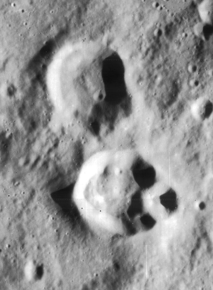 Epimenides and Epimenides S crater 4136 h2