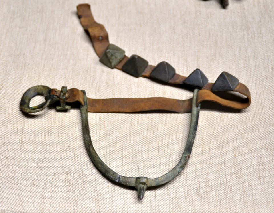 Eperon Bronze Epoque mérovingienne Metz 29012017