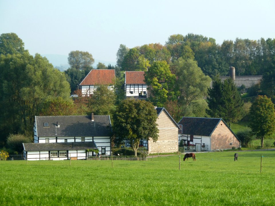 Epen-Zicht op Terzieterweg 7 en 14 en Kuttingerweg 2A