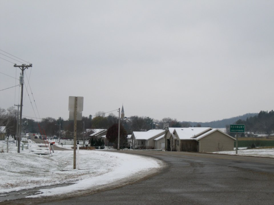 Entering Roxbury on CTH Y