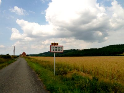 Entrée dans Corbère-Abères
