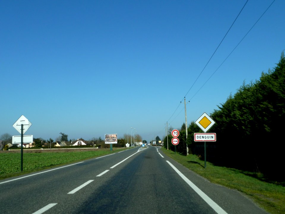 Entrée dans Denguin