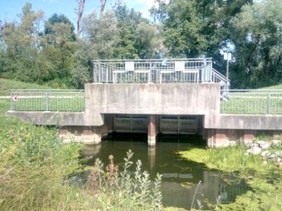 Entlastungskanal RNK, Wehr