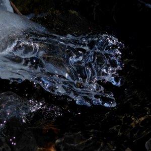 Entarteter Eiszapfen