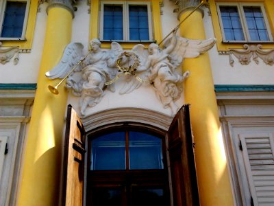 Entry with Famae of the Wilanów Palace