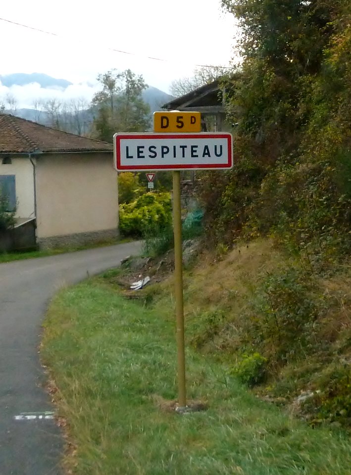 Entrée dans Lespiteau